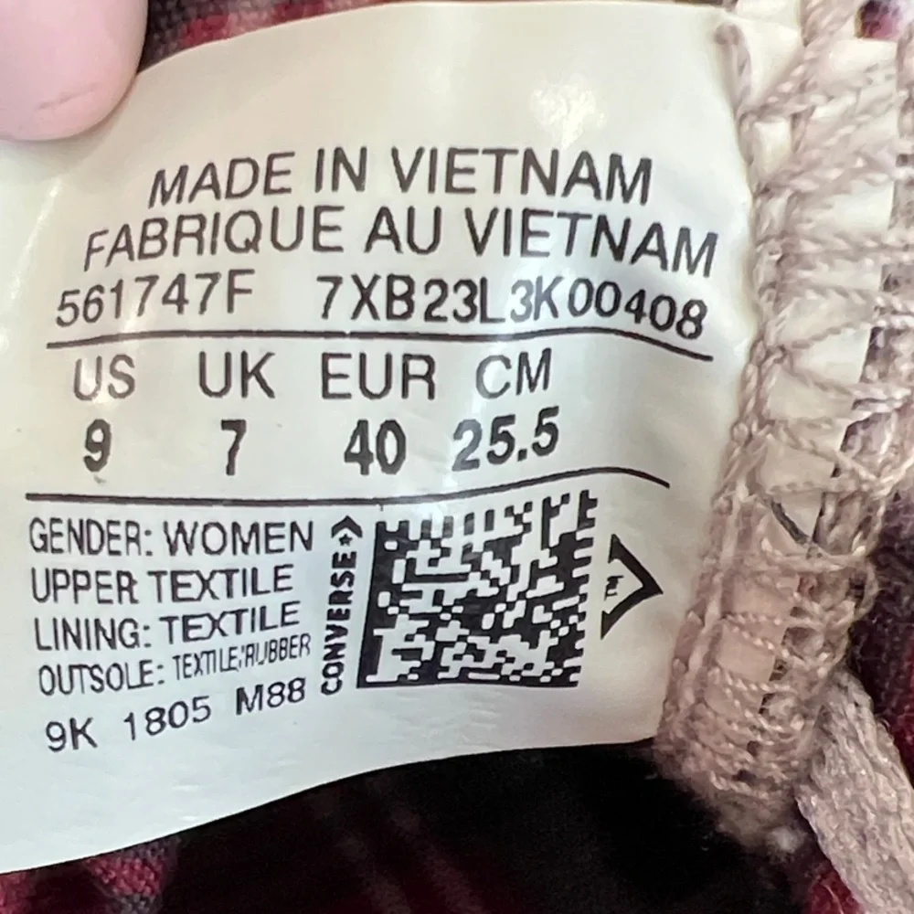 Converse Lavender Low-Top Sneakers - Picture 13 of 13